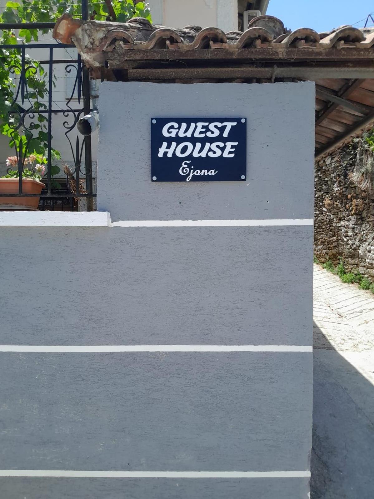 Guest House Ejona Гирокастра Экстерьер фото